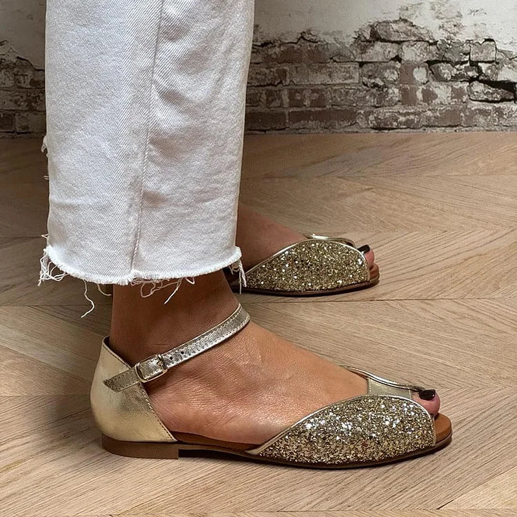 Glitzer-Patchwork Peeptoe-Sandalen in Gold mit Knöchelriemen und Schnalle