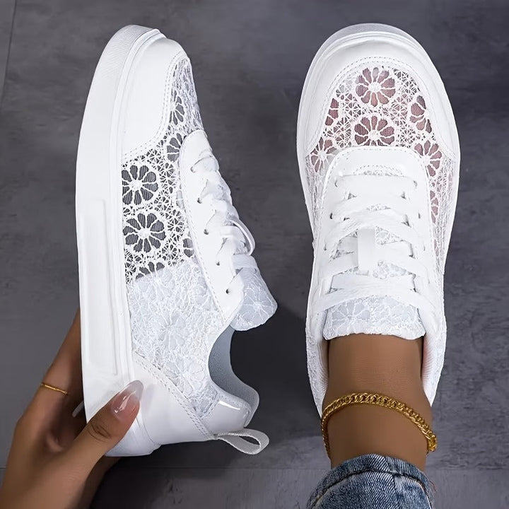 Dentelle | Sneaker aus Blüten-Spitze