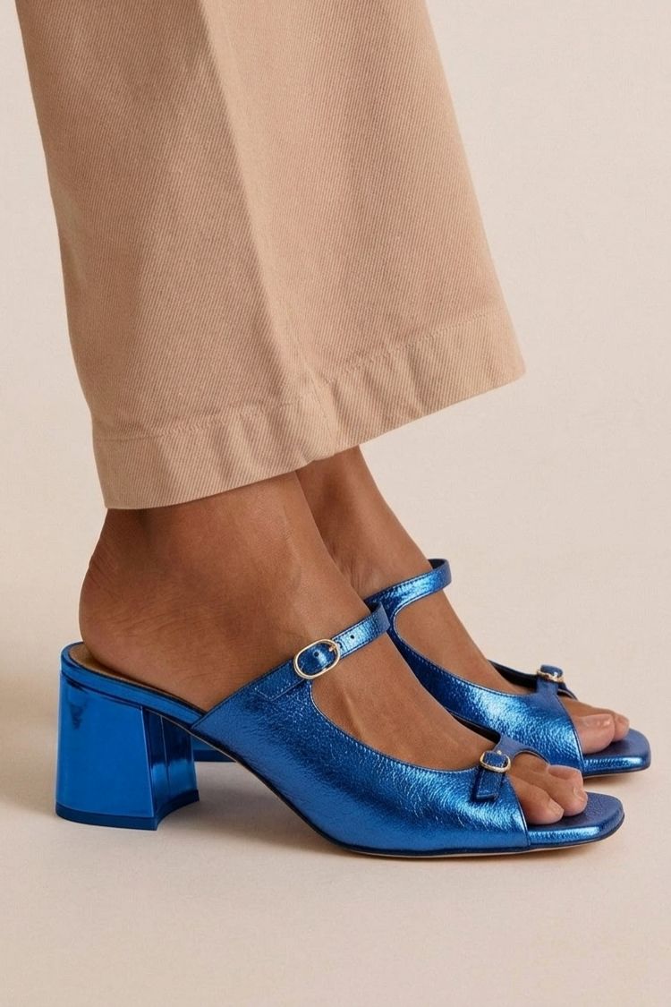 Breite Absatz Slingback Cut-Out Farbblock Gold