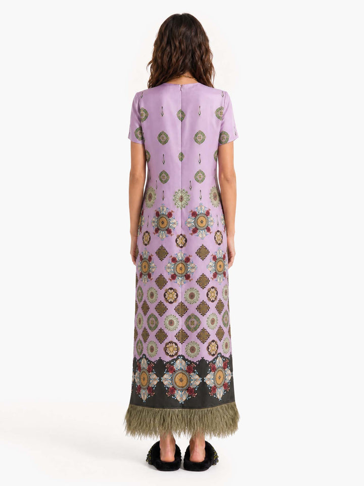 Maxikleid im Barockstil
