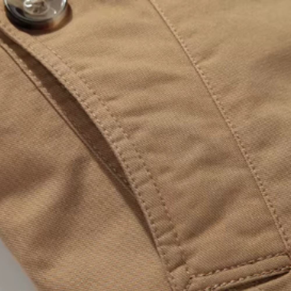 Eleganter Gepolsterter Trenchcoat