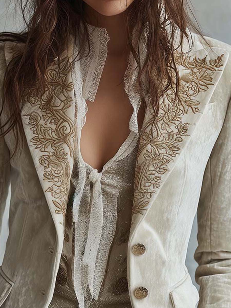 Constance | Blazer Ivory Bestickt Tailleur