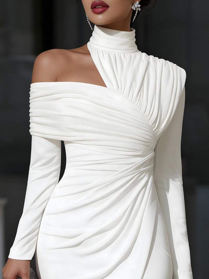 Petra | Abendkleid mit Hohem Kragen & Ein-Schulter