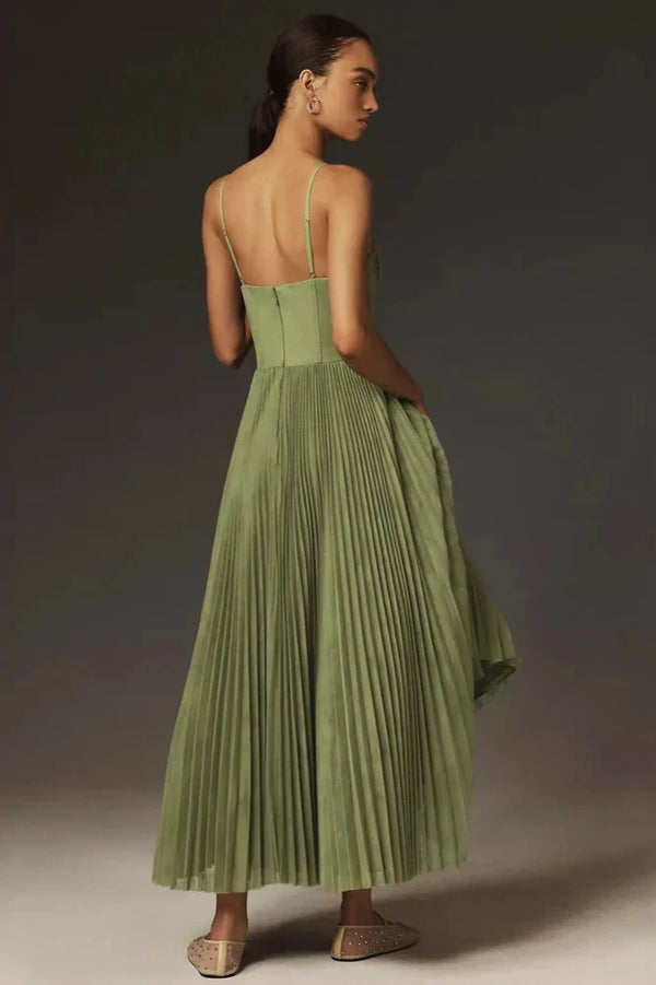 Elegantes Plissiertes Midi-Kleid