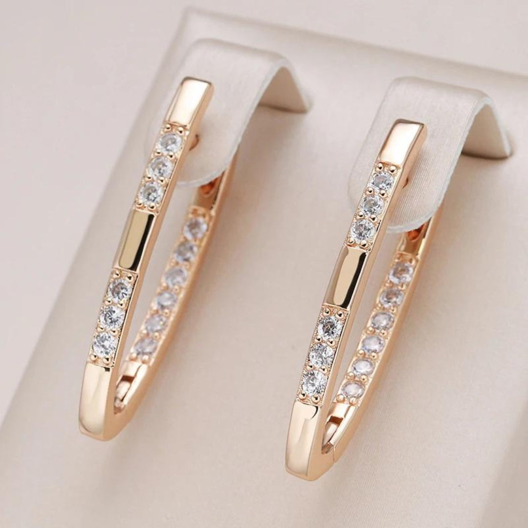 Elegante Ohrringe aus vergoldetem Zirkonia