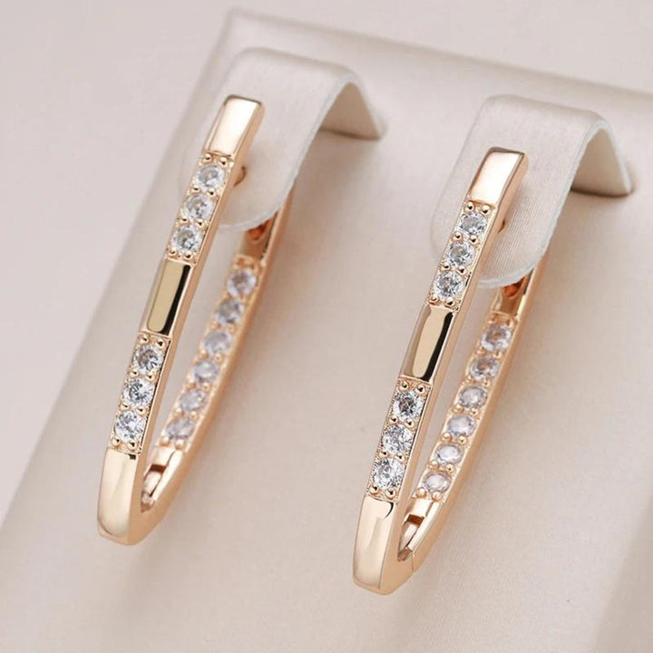 Elegante Ohrringe aus vergoldetem Zirkonia