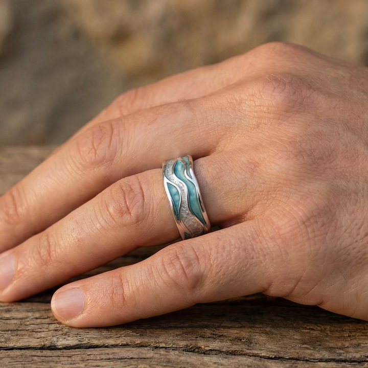 Ring mit Türkisfarbenen Wellen