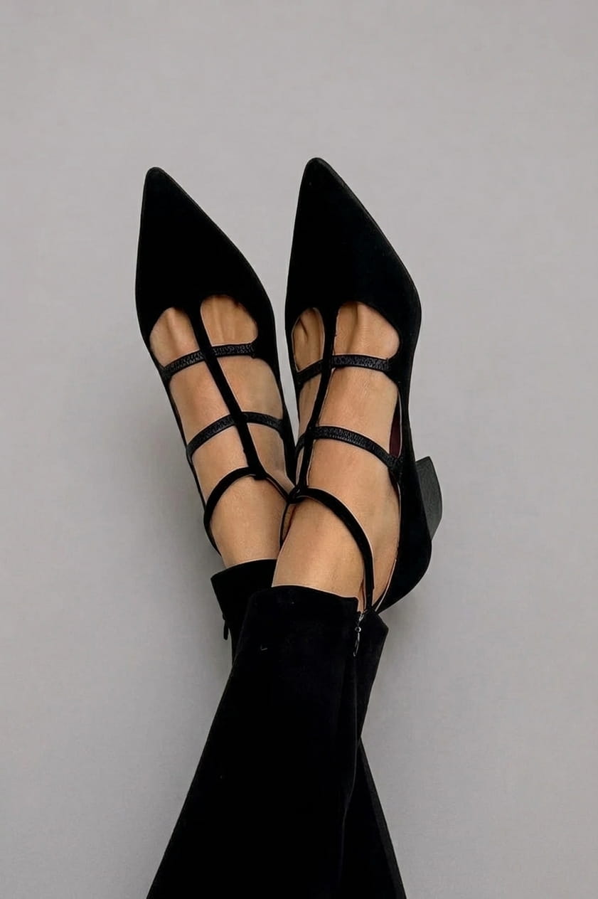 Giulia | Spitzenschuhe mit Riemchen