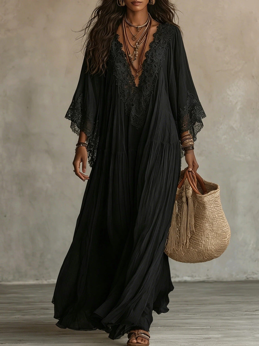 MAXIKLEID MIT SPITZE FÜR FRAUEN