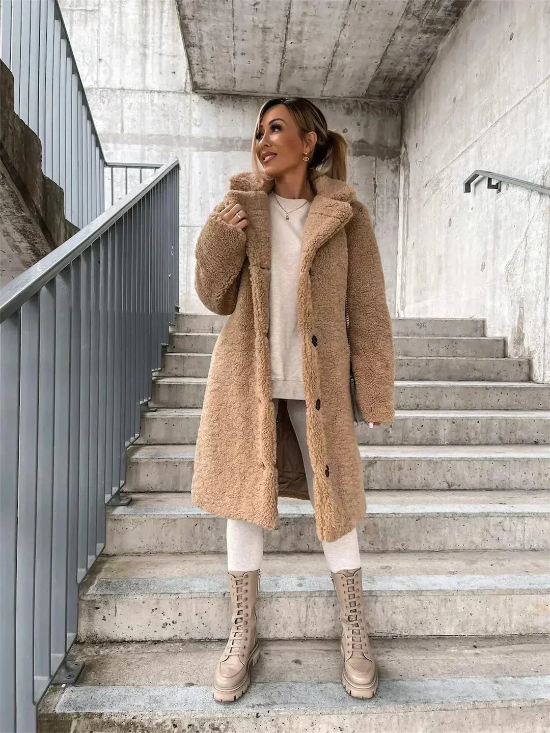 Astrid™ | Elegante Teddyjacke