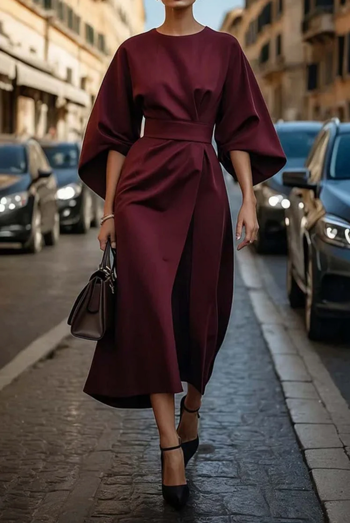 Elegantes Kleid mit Laternenärmeln und Gürtel