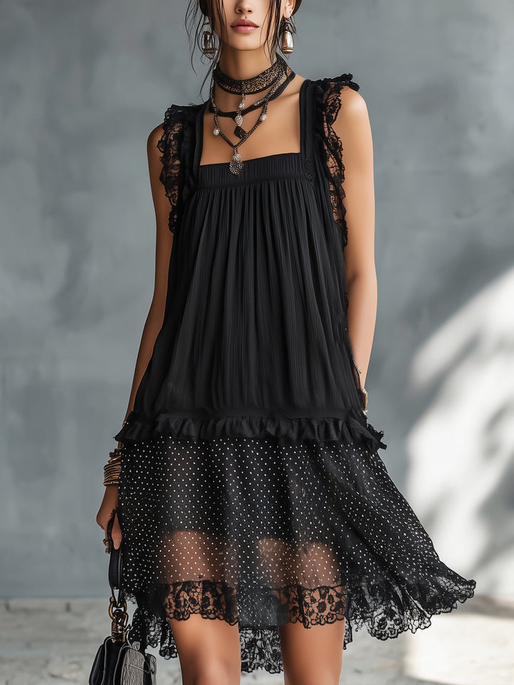 Pauline | Mini Durchsichtiges Kleid mit Punkten, Rüschen und schwarzen Spitze-Akzenten