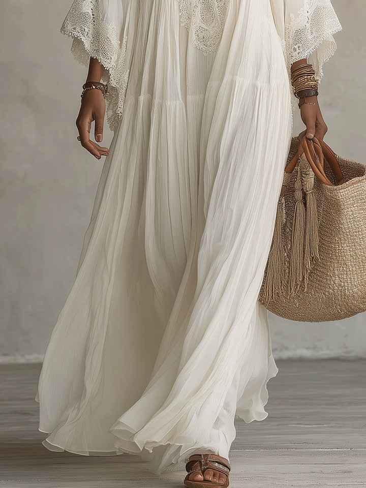 Liora | Bauchkaschierendes Bohemian Kleid mit Spitze