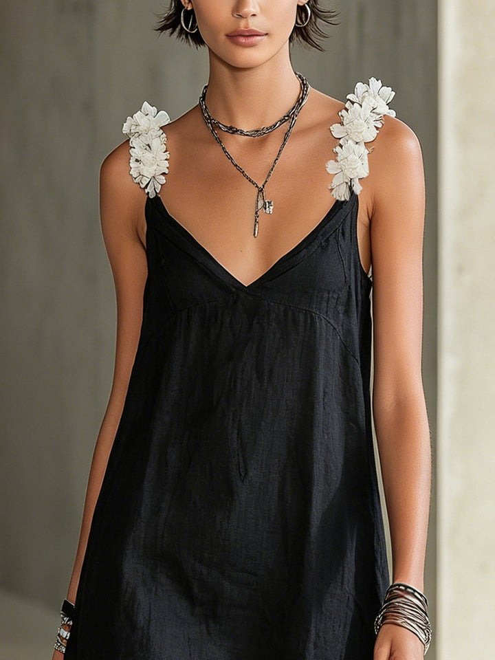 Noémie | Schwarzes V-Ausschnitt-Minikleid mit floralen Trägern
