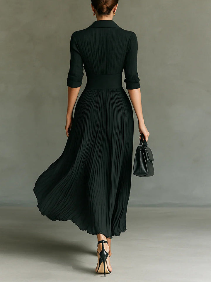 Elvire | Lange Plissierte Robe mit Revers und Hoher Taille