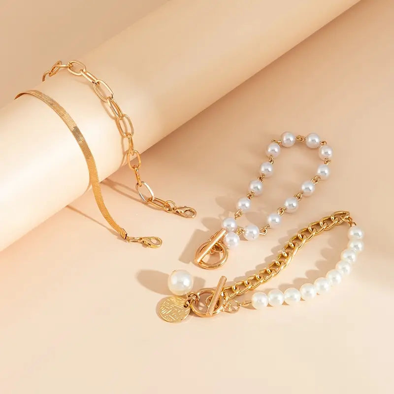 Set von Luxus-Perlenarmbändern