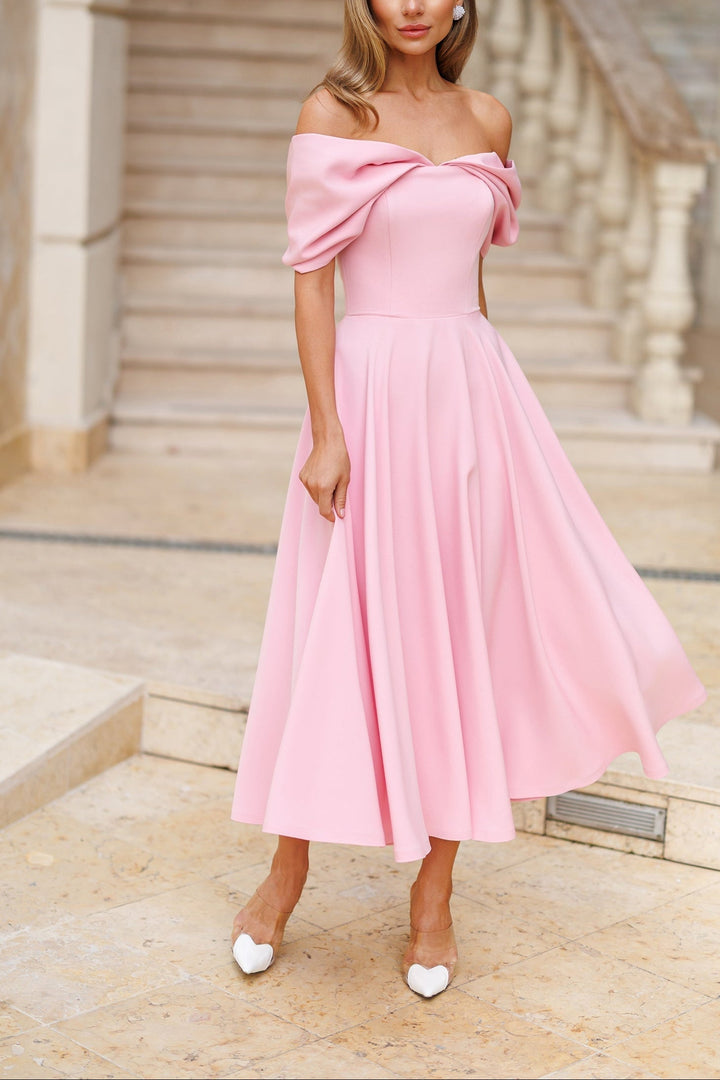 Elegantes Maxikleid mit Schulterfrei