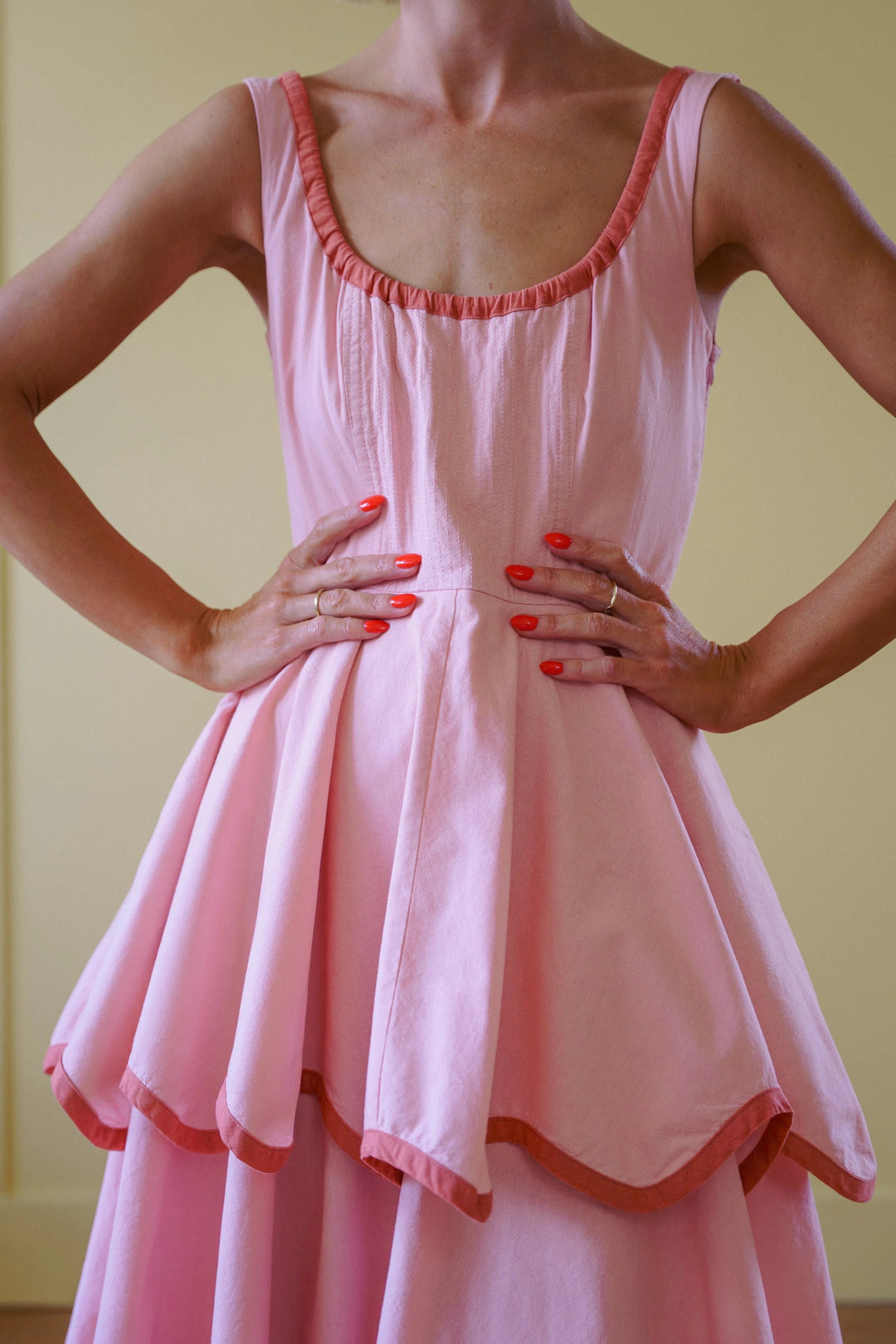 Maxikleid mit Volants