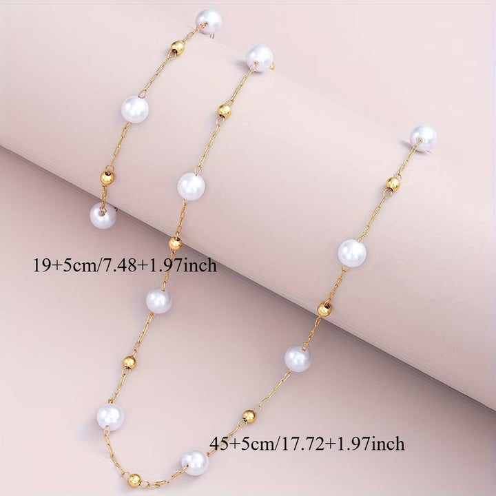 Set aus zarten Perlenketten