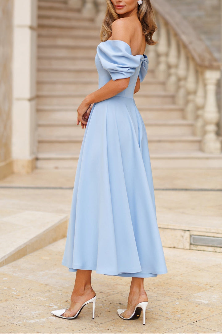Elegantes Maxikleid mit Schulterfrei