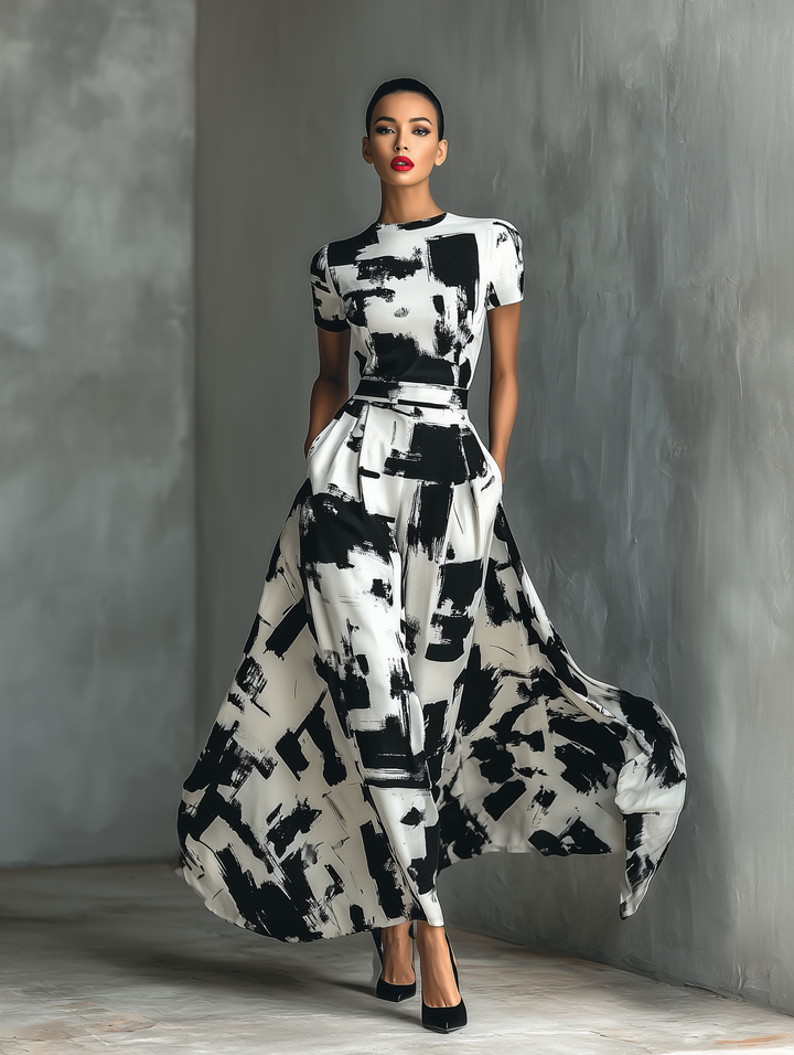 Maxikleid mit abstraktem Muster