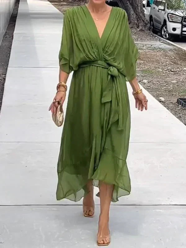 Chiffonkleid mit V-Ausschnitt