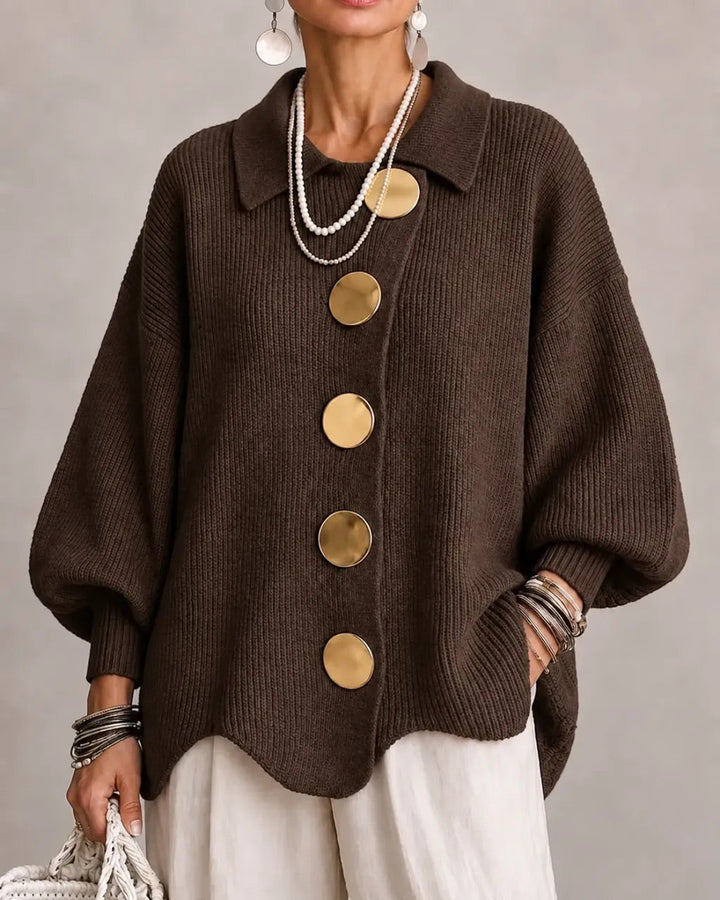 Svea | Oversize-Strickjacke mit goldfarbenen Knöpfen