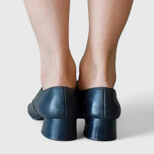 Eilena | Riemchenschuhe mit Lochmuster
