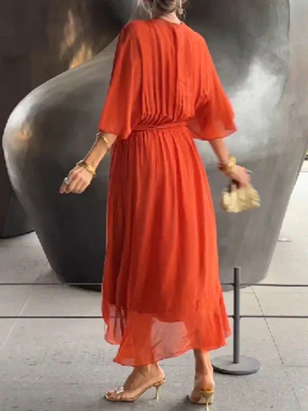 Chiffonkleid mit V-Ausschnitt