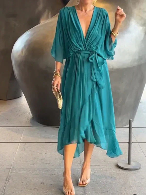 Chiffonkleid mit V-Ausschnitt
