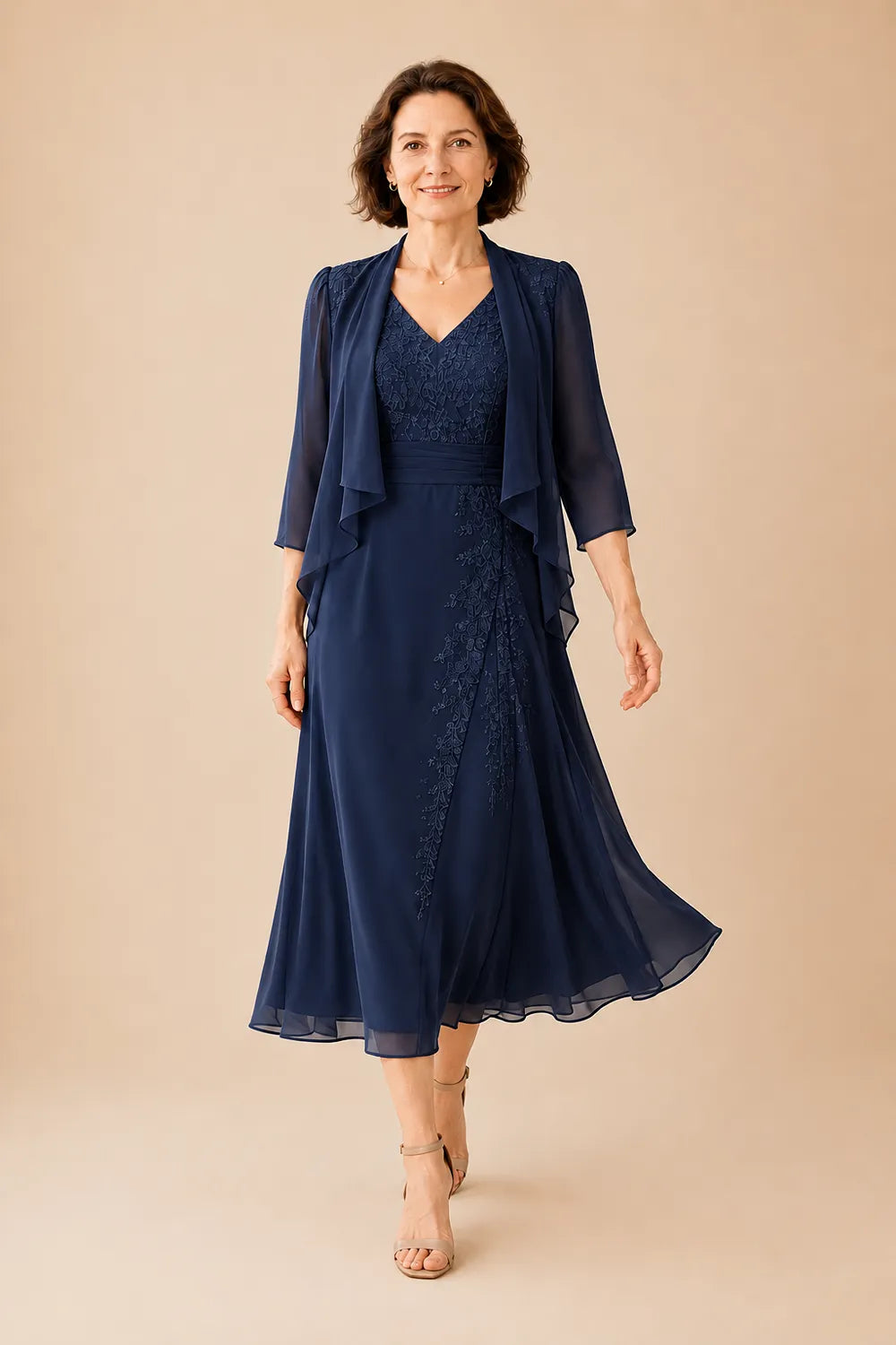 Chiffon-Midi-Kleid mit V-Ausschnitt und Spitzen-Details