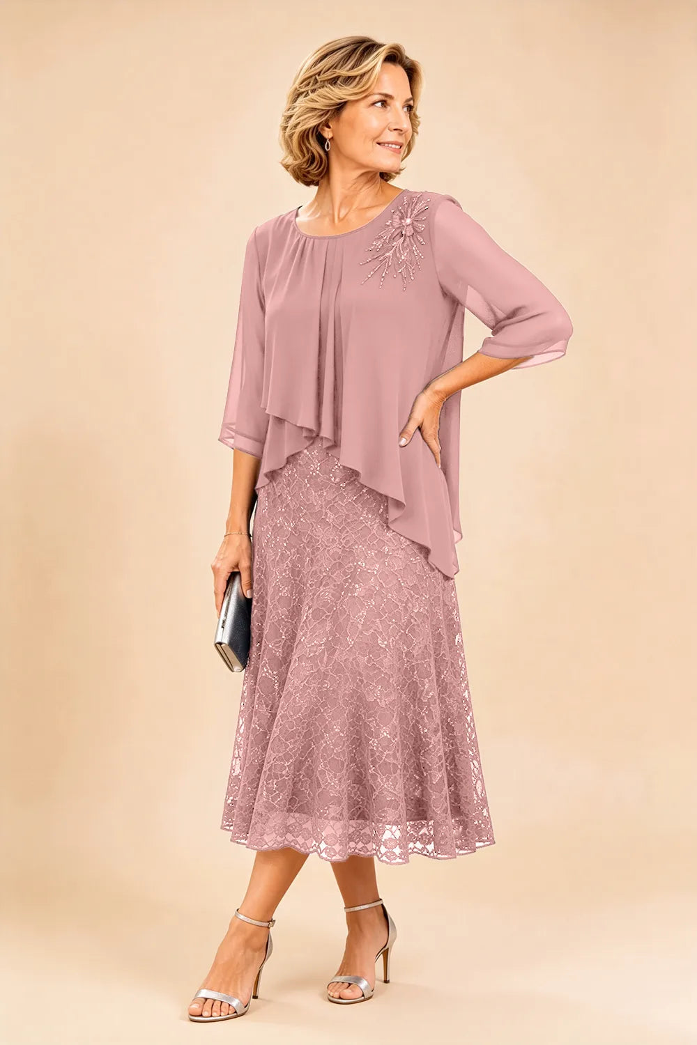 Chiffonkleid für die Mutter der Braut mit Spitzenoverlay