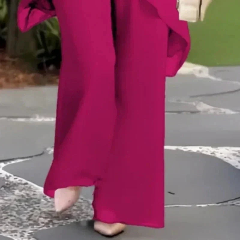 Elegantes Asymmetrisches Ensemble aus Zwei Teilen
