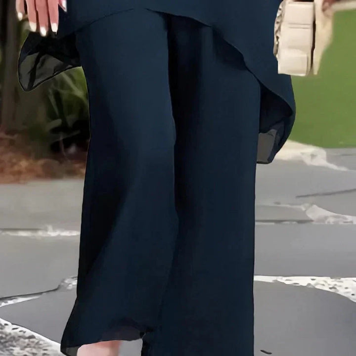 Elegantes Asymmetrisches Ensemble aus Zwei Teilen