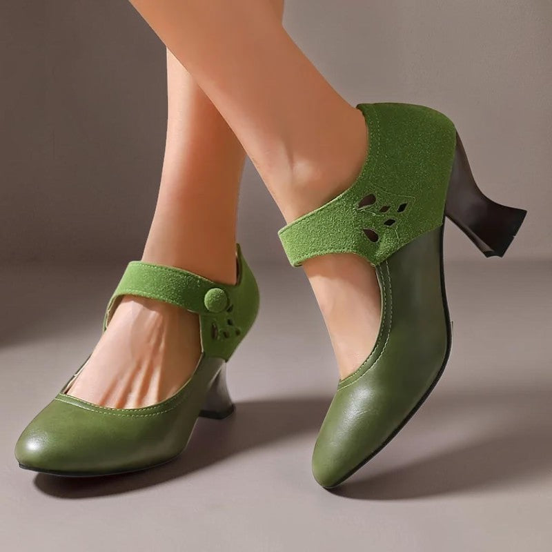 Wildleder Pumps mit Knöchelriemen Camille