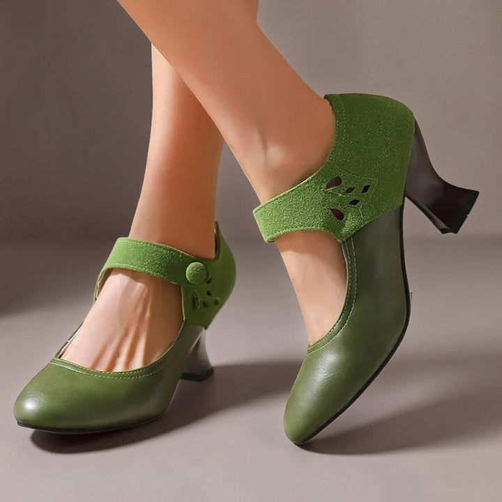 Wildleder Pumps mit Knöchelriemen Camille