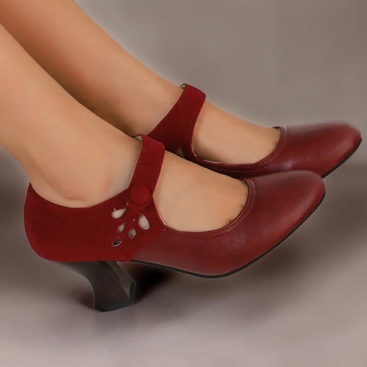 Wildleder Pumps mit Knöchelriemen Camille