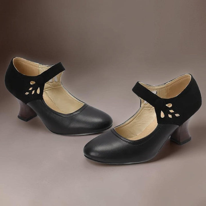 Pumps mit Knöchelriemen Aveline
